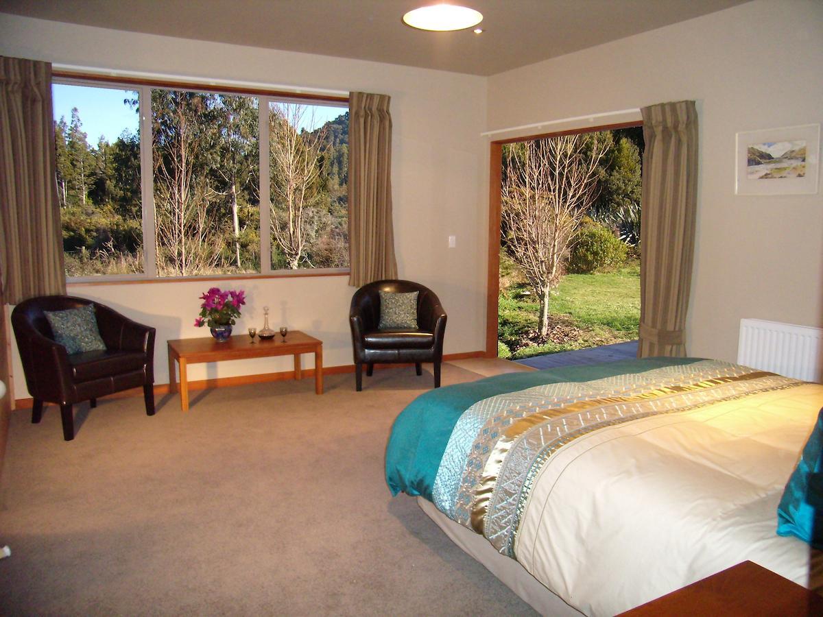Paramata Lodge Kakapotahi Habitación foto